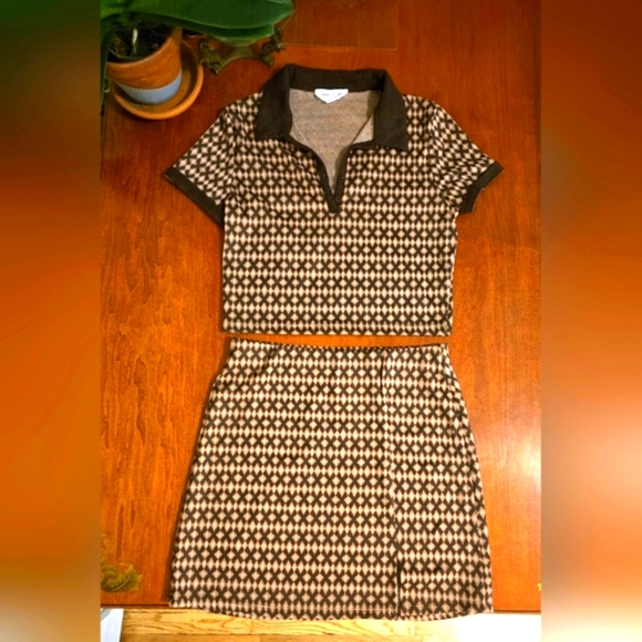 Pink Rose Dresses & Skirts - Pink Rose Shirt & Skirt Set |Sz Medium | Brown Geo Print